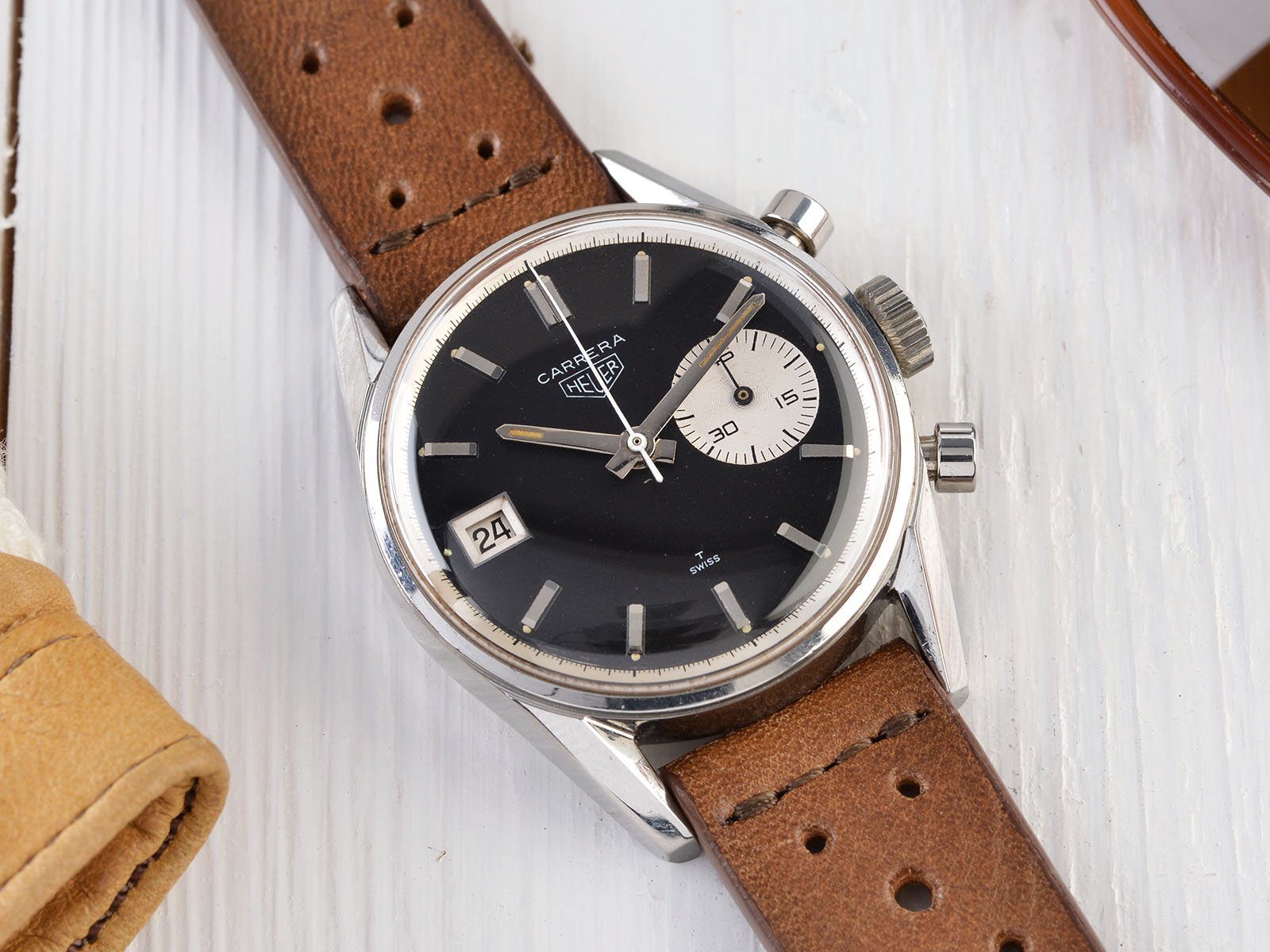 RARE HEUER CARRERA DATO 3147 NS