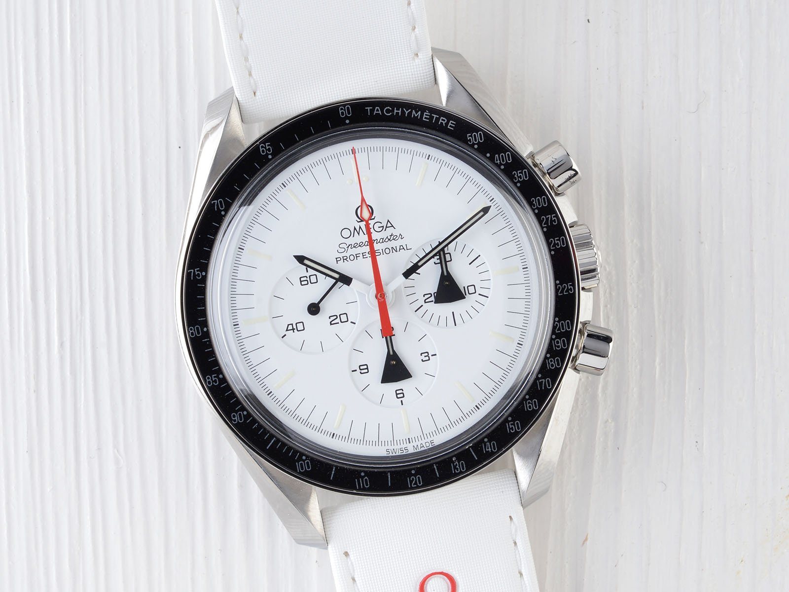 OMEGA SPEEDMASTER ALASKA PROJECT 311.32.42.30.04.001