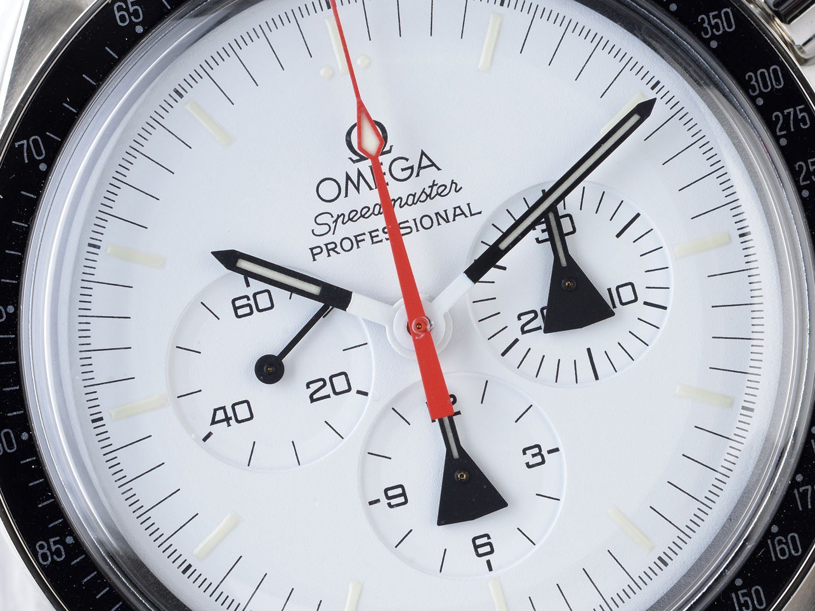 OMEGA SPEEDMASTER ALASKA PROJECT 311.32.42.30.04.001