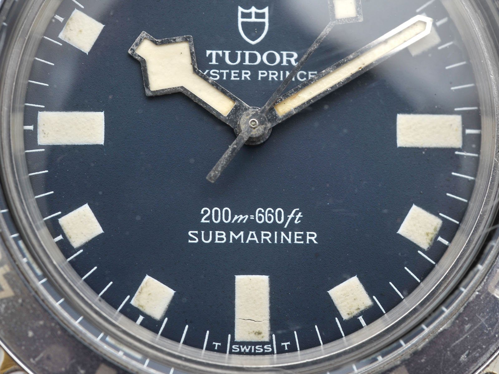 TUDOR MN 1975