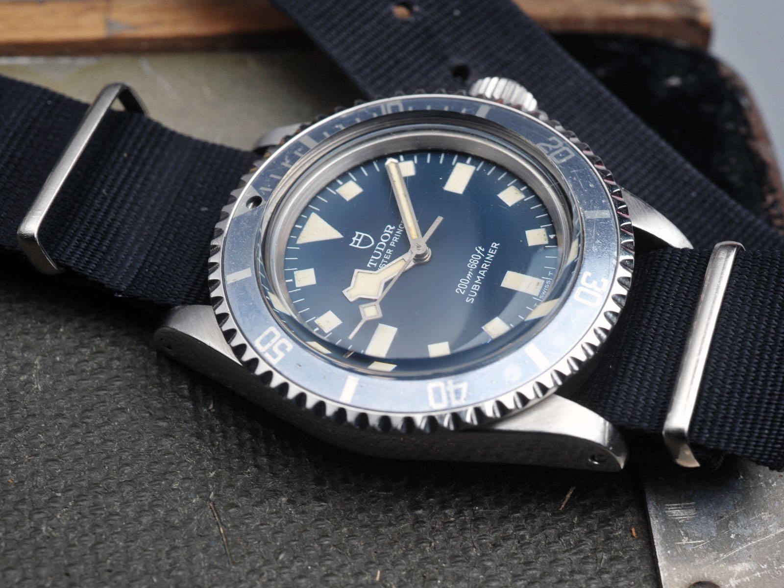 TUDOR MN 1975