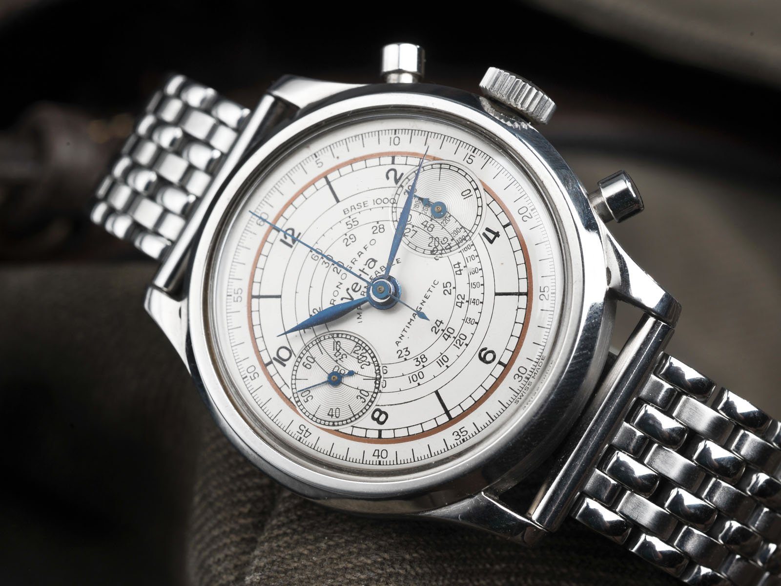 VINTAGE MINT 40TH VETTA CHRONOGRAPH