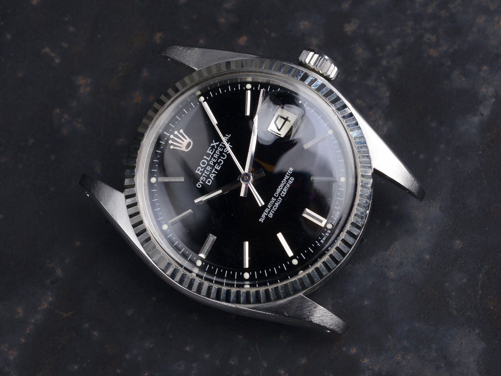 GLOSS BLACK DIAL ROLEX DATEJUST 1601