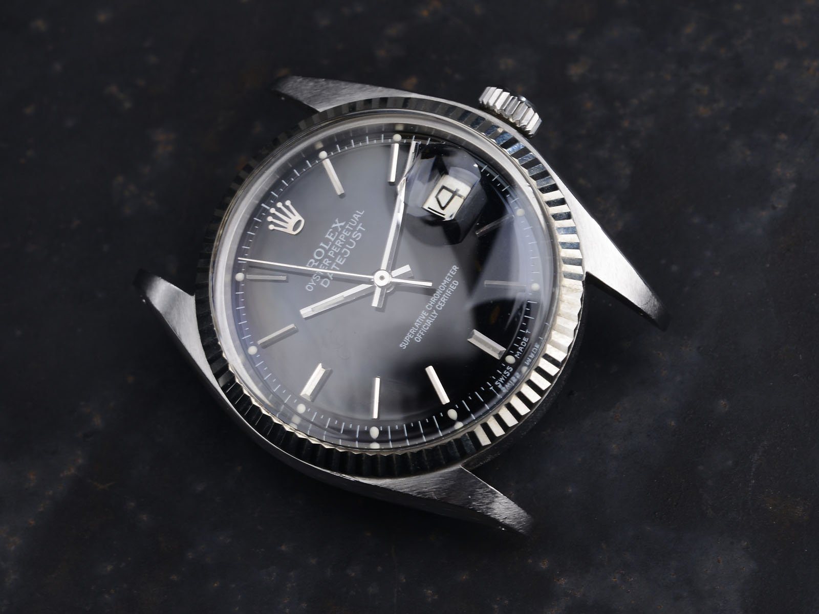 GLOSS BLACK DIAL ROLEX DATEJUST 1601