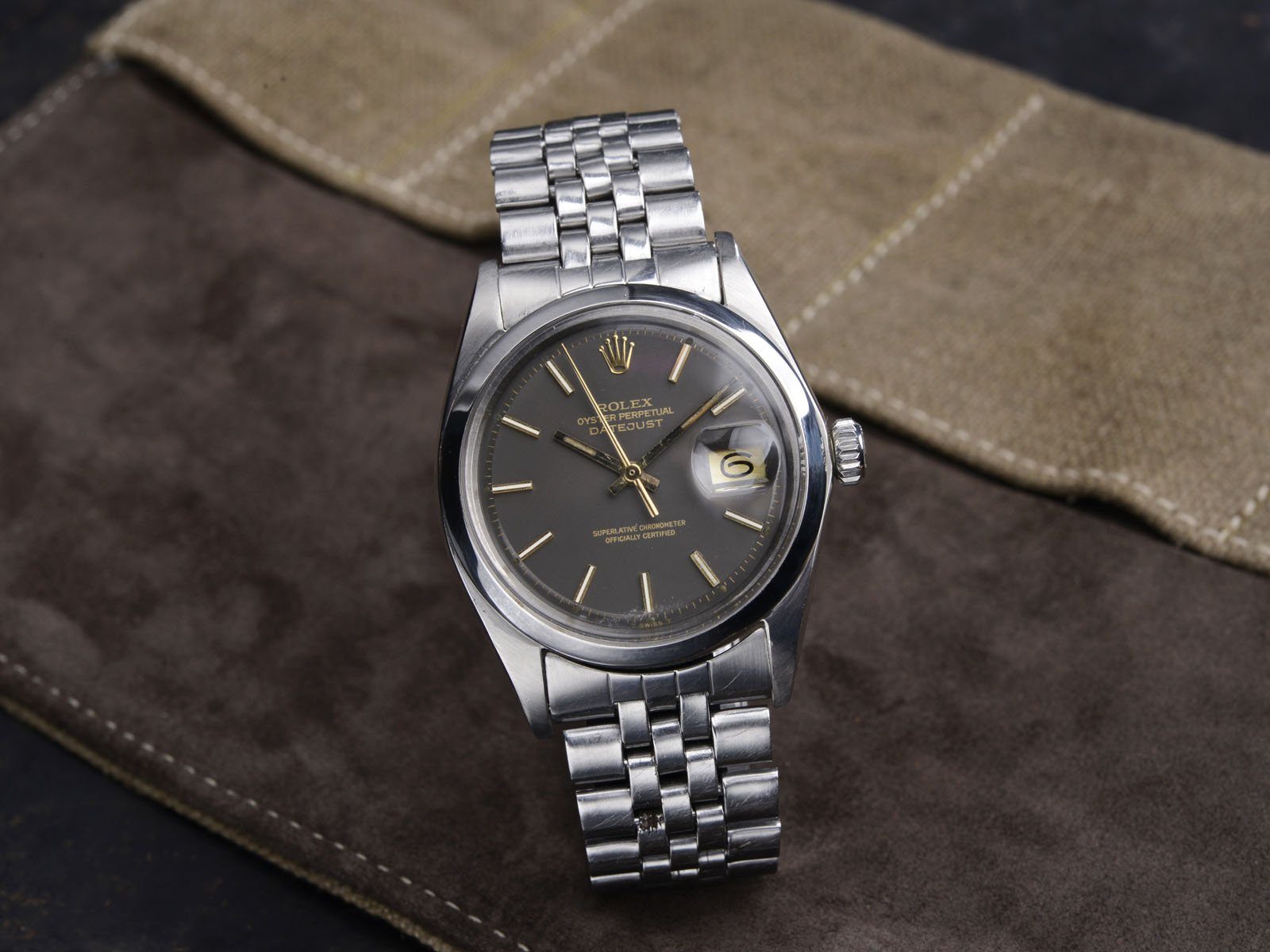 ROLEX 1600 DATEJUST, GOLD PRINT