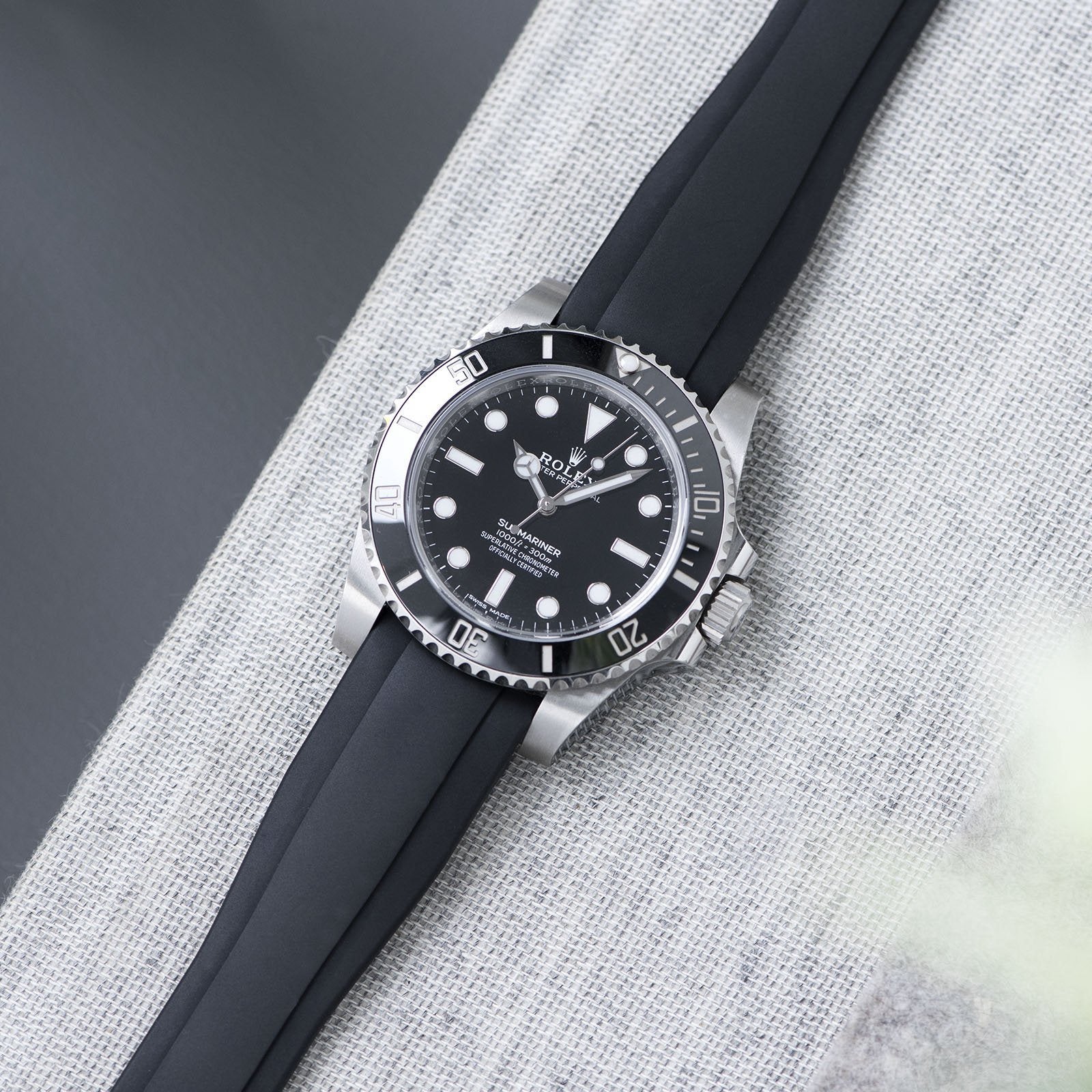 Everest Curved End Black Rubber Strap - ONLY For Modern Rolex With Deployant Clasp