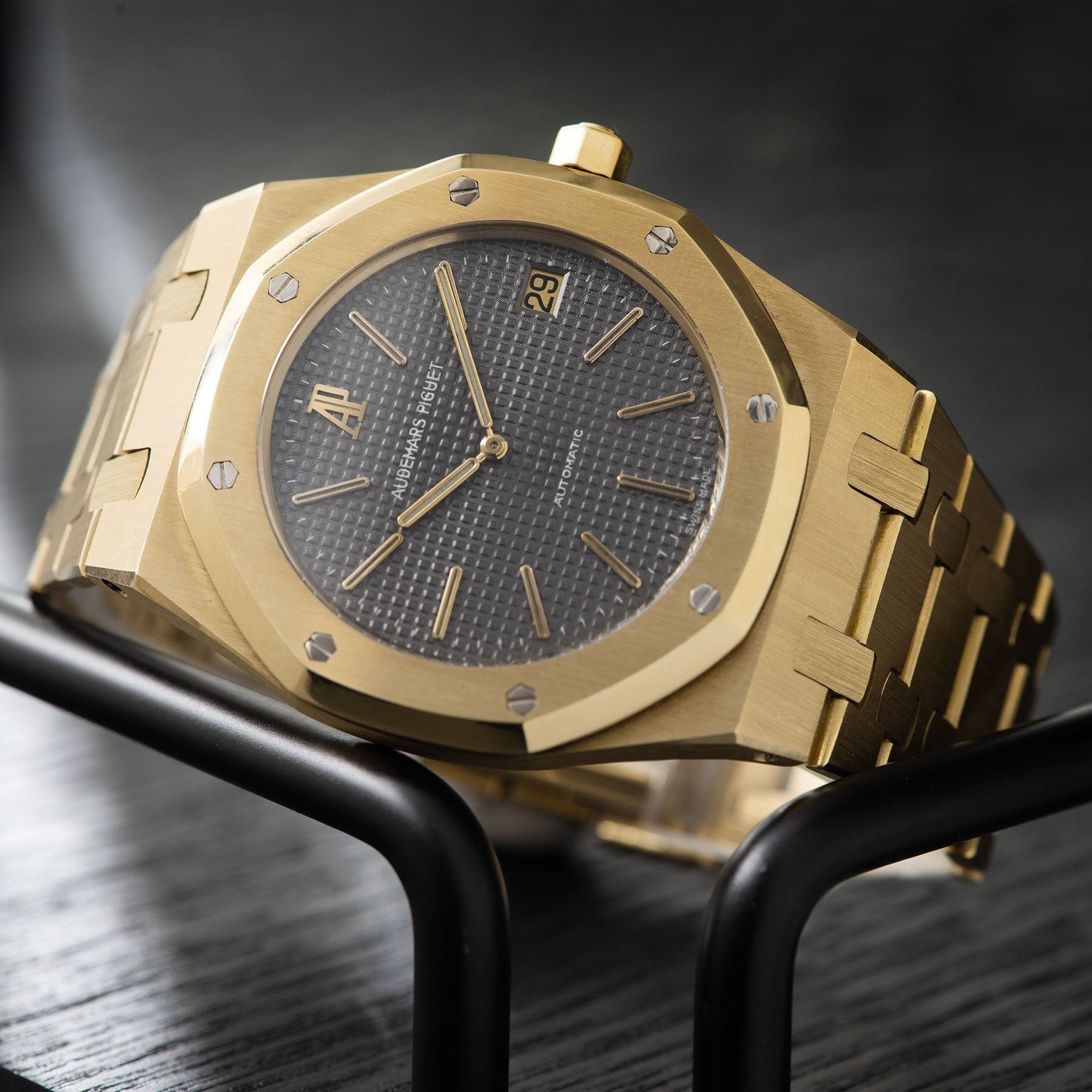 Audemars Piguet Jumbo Royal Oak Yellow Gold 5402 Box and Papers Reference 5402BA