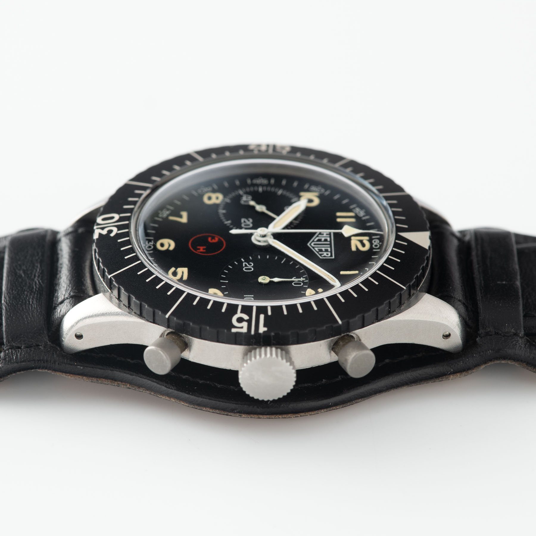 Heuer Chronograph Bundeswehr Issued Chrono 1550SG