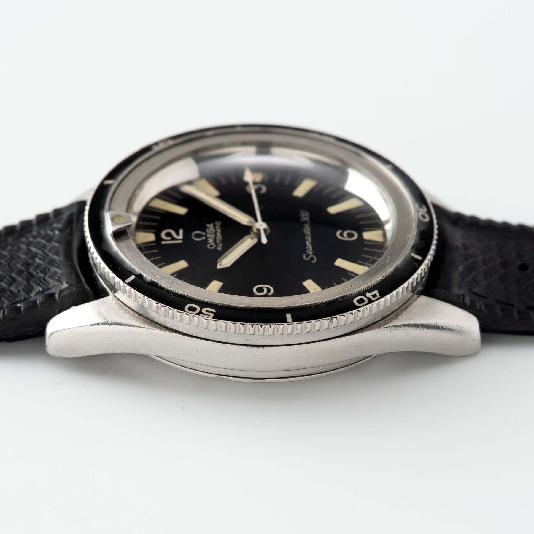 Omega Seamaster 300 165.014 Bakelite Bezel