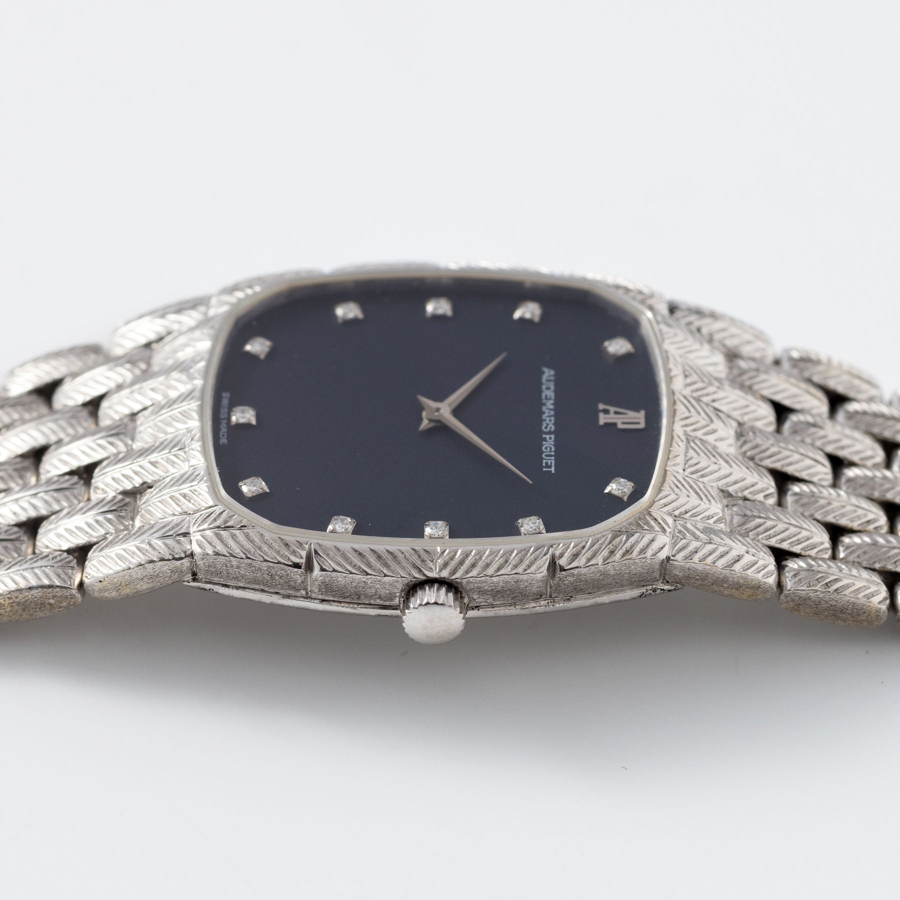 Audemars Piguet White Gold Integrated Leaf Bracelet Blue Dia