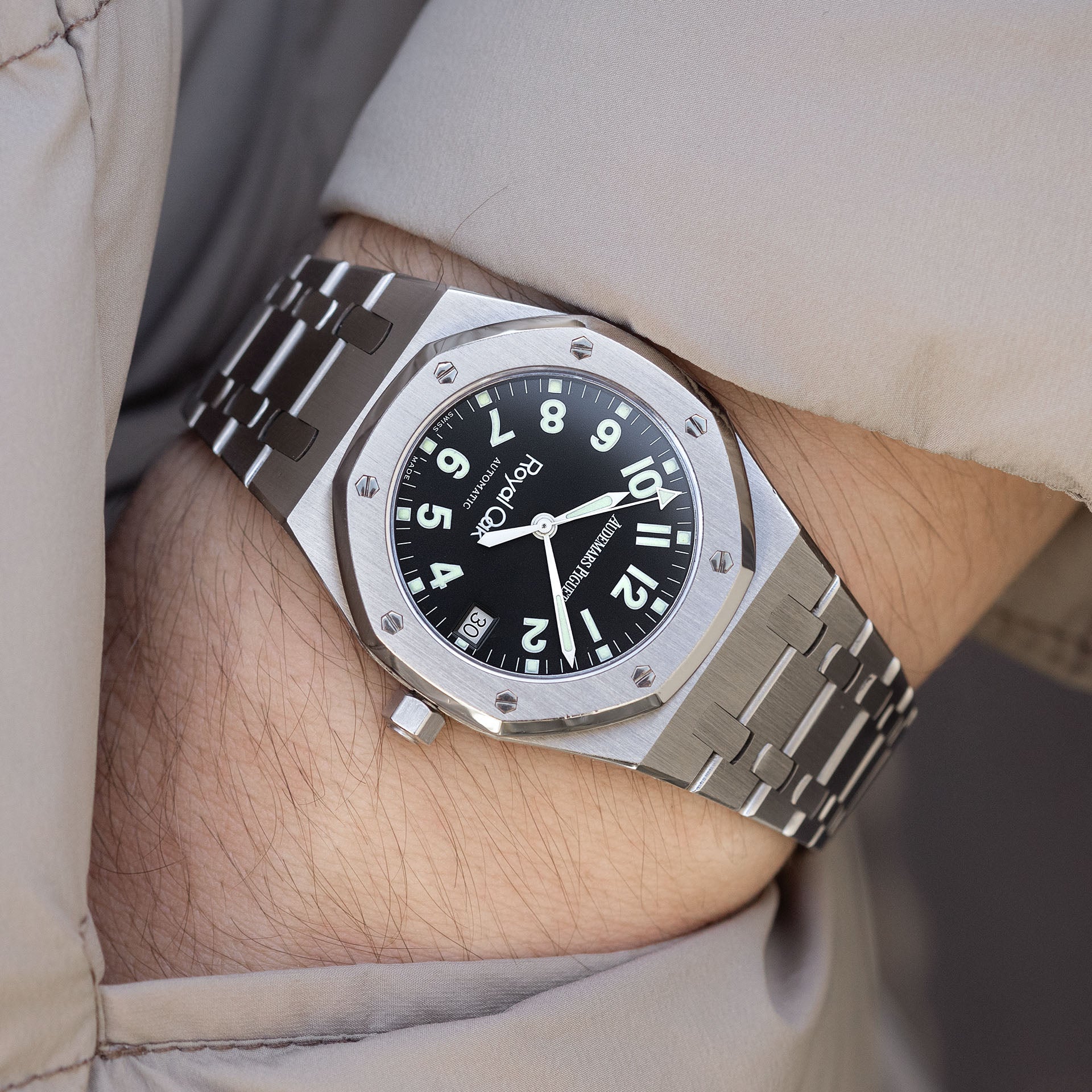 Audemars Piguet Royal Oak 14790 military Zifferblatt