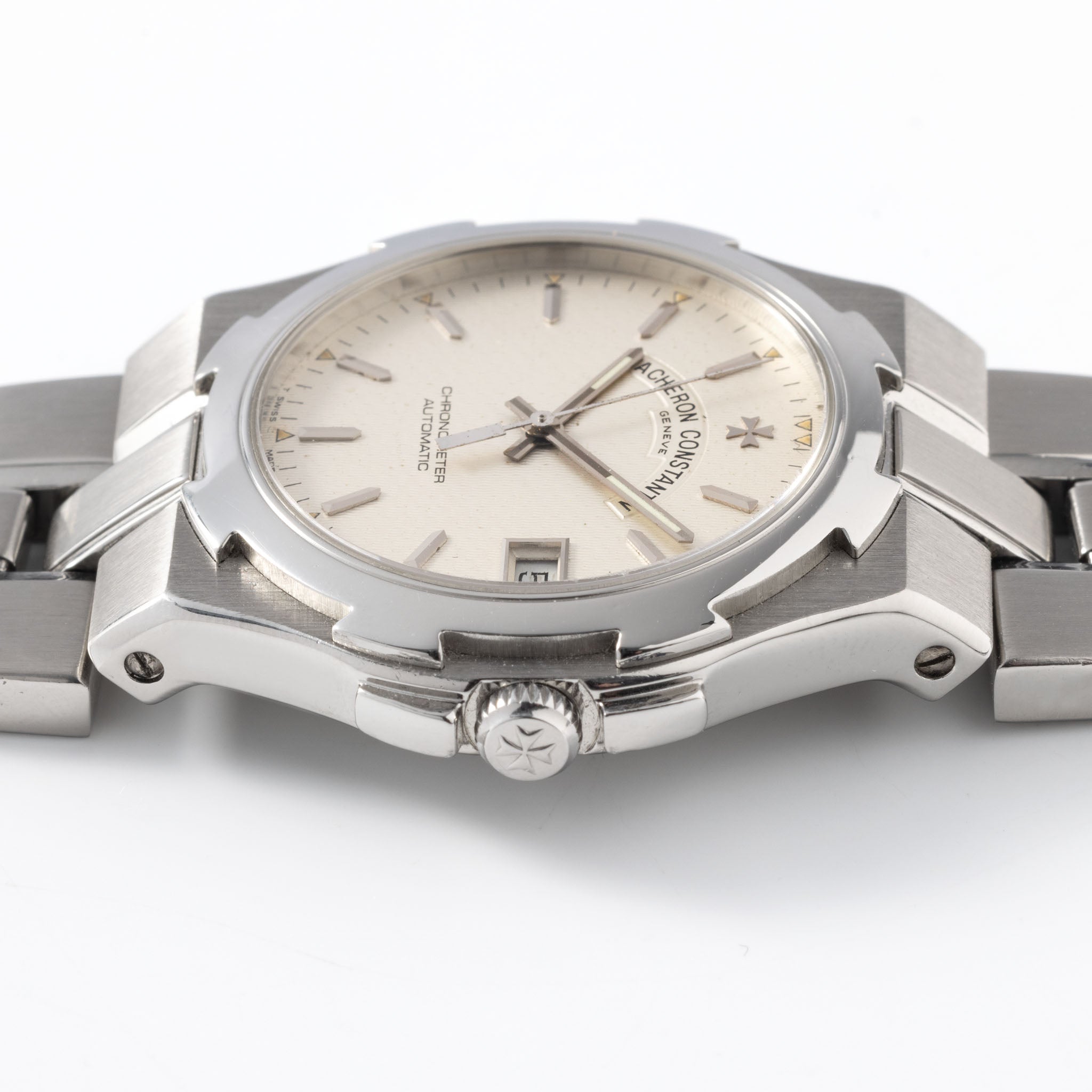 Vacheron Constantin Overseas 42042 Großes Modell in Stahl