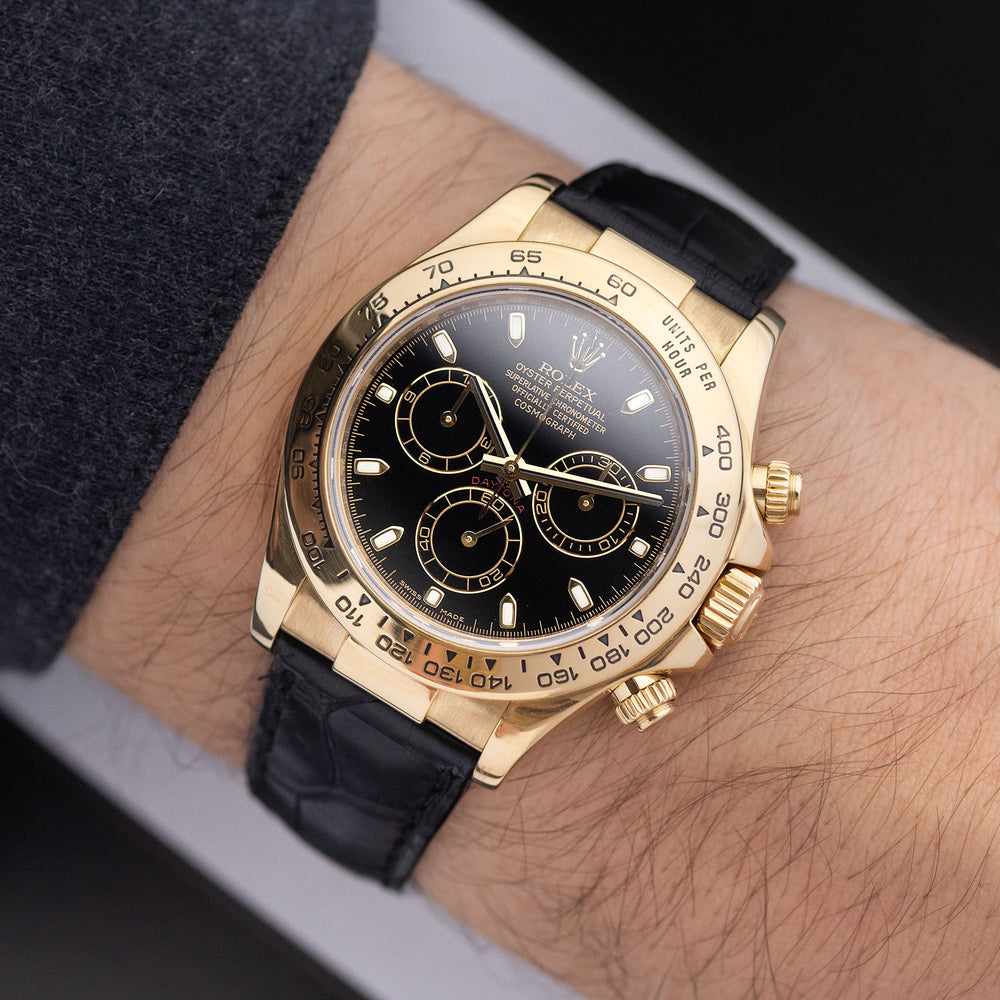 Rolex Daytona 116518 Gelbgold mit Schwarzem Zifferblatt auf Lederband