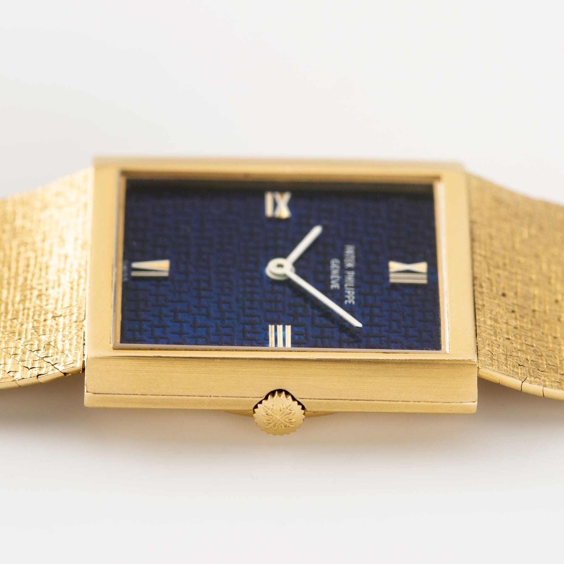 Patek Philippe 3491 Yellow Gold Dress Watch with Archive Extract