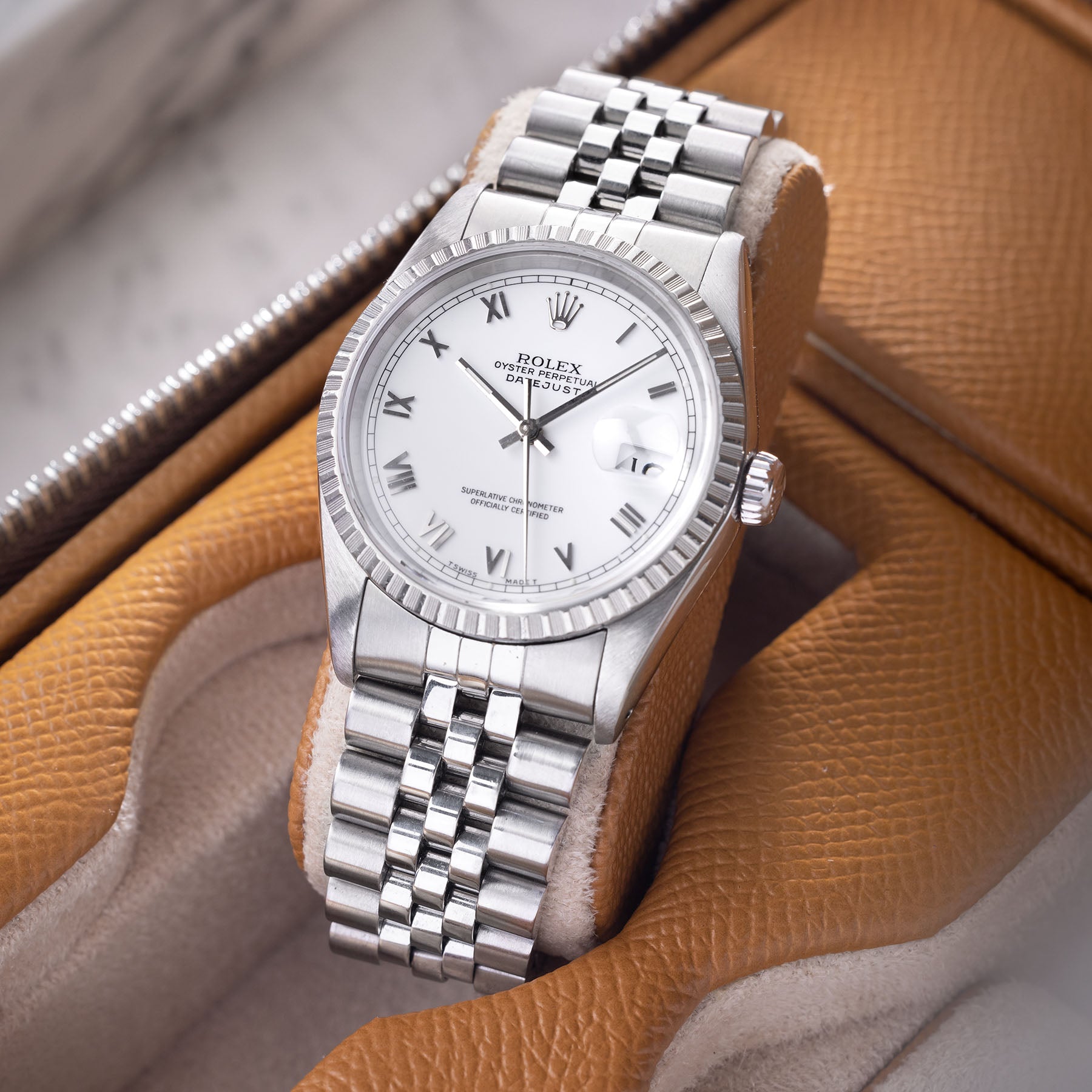 ROLEX DATEJUST 16220 Porzellan Zifferblatt