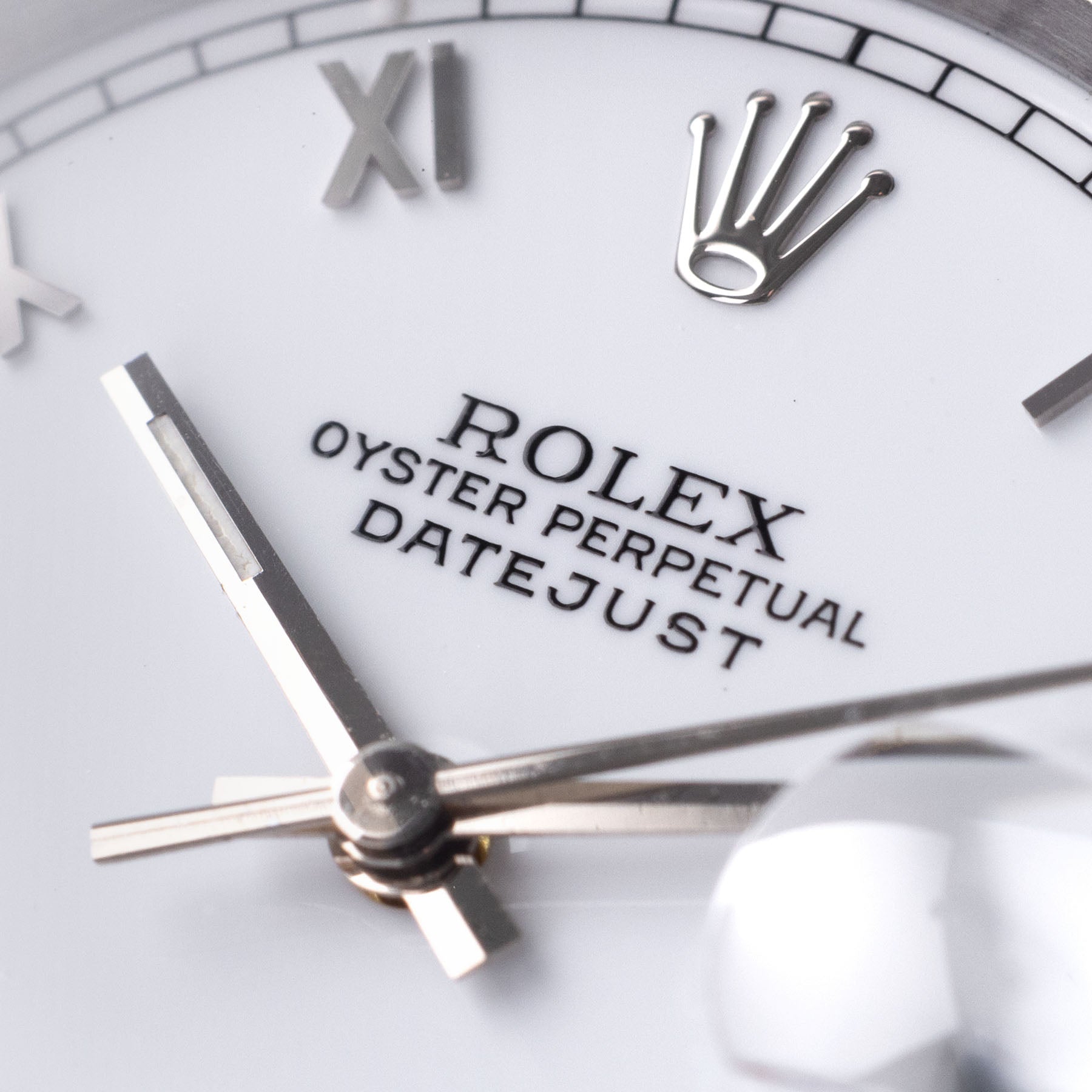 ROLEX DATEJUST 16220 Porzellan Zifferblatt