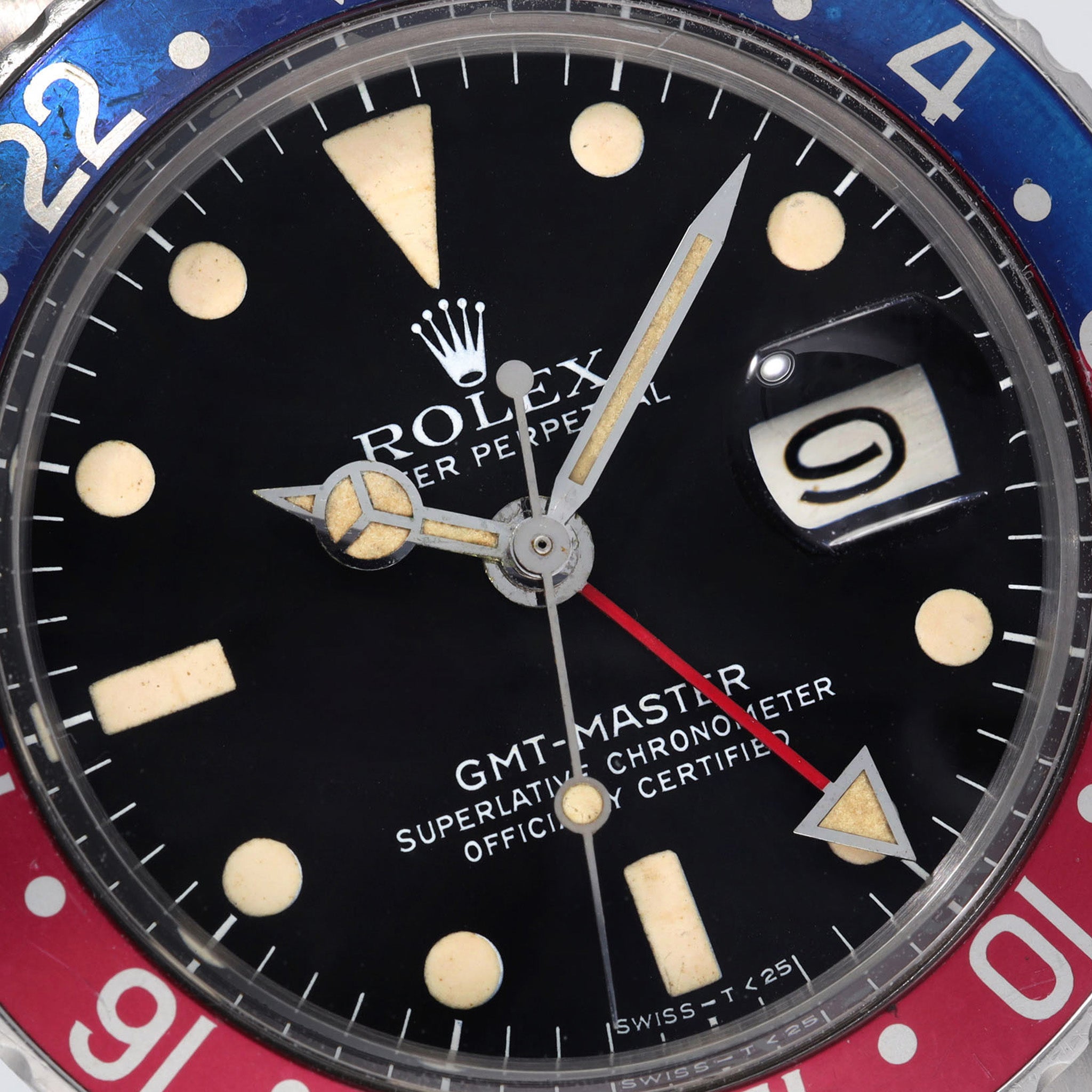 Rolex GMT-Master 1675 MK4 Box und Papiere im Kuratierten Style Set