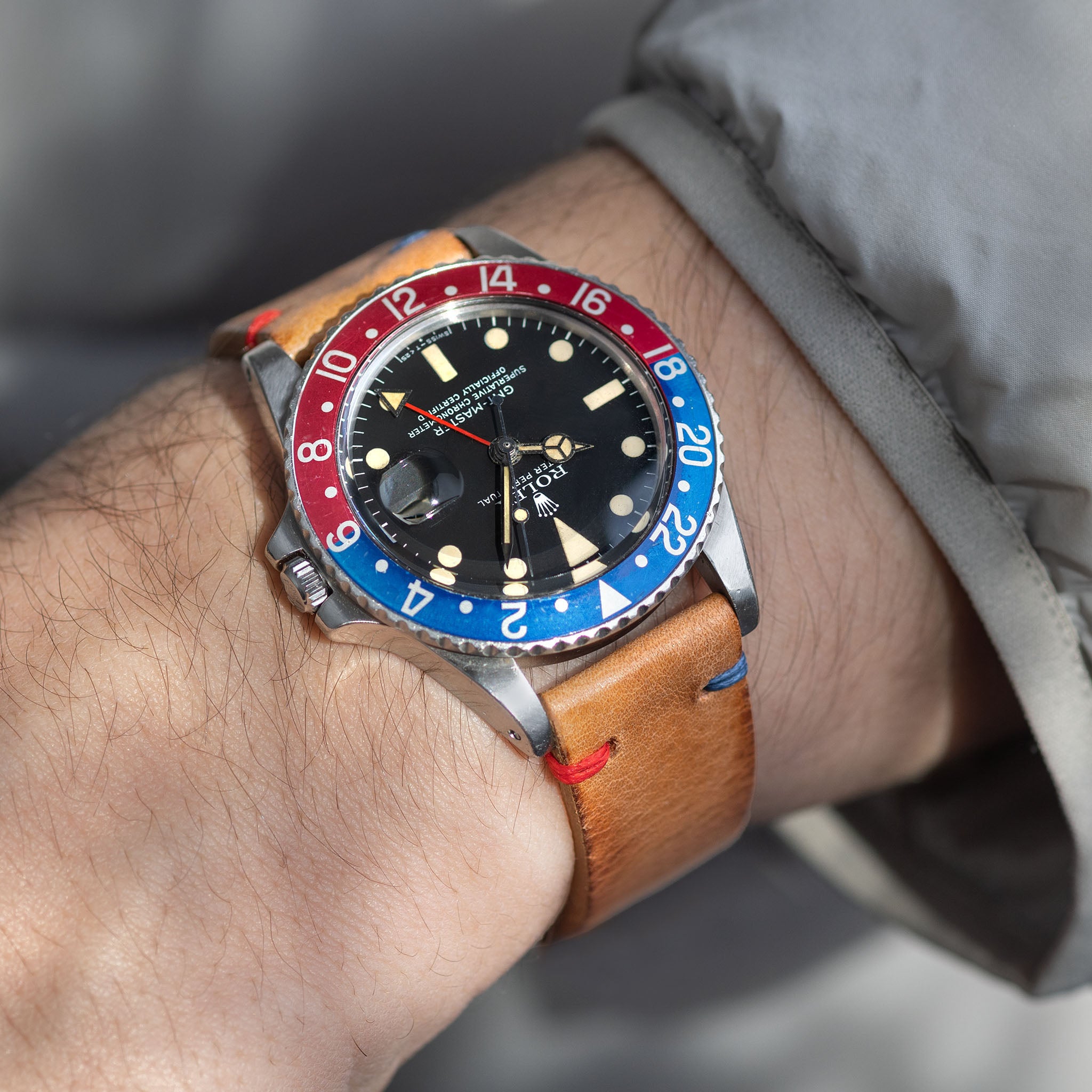Rolex GMT-Master 1675 MK4 Box und Papiere im Kuratierten Style Set