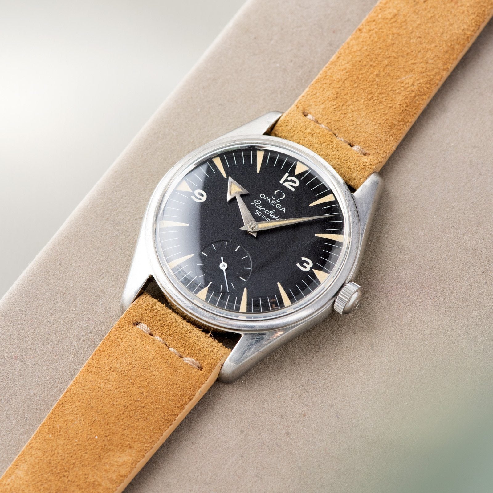 Omega Ranchero CK2990 Broad Arrow Hands and Archive Extract
