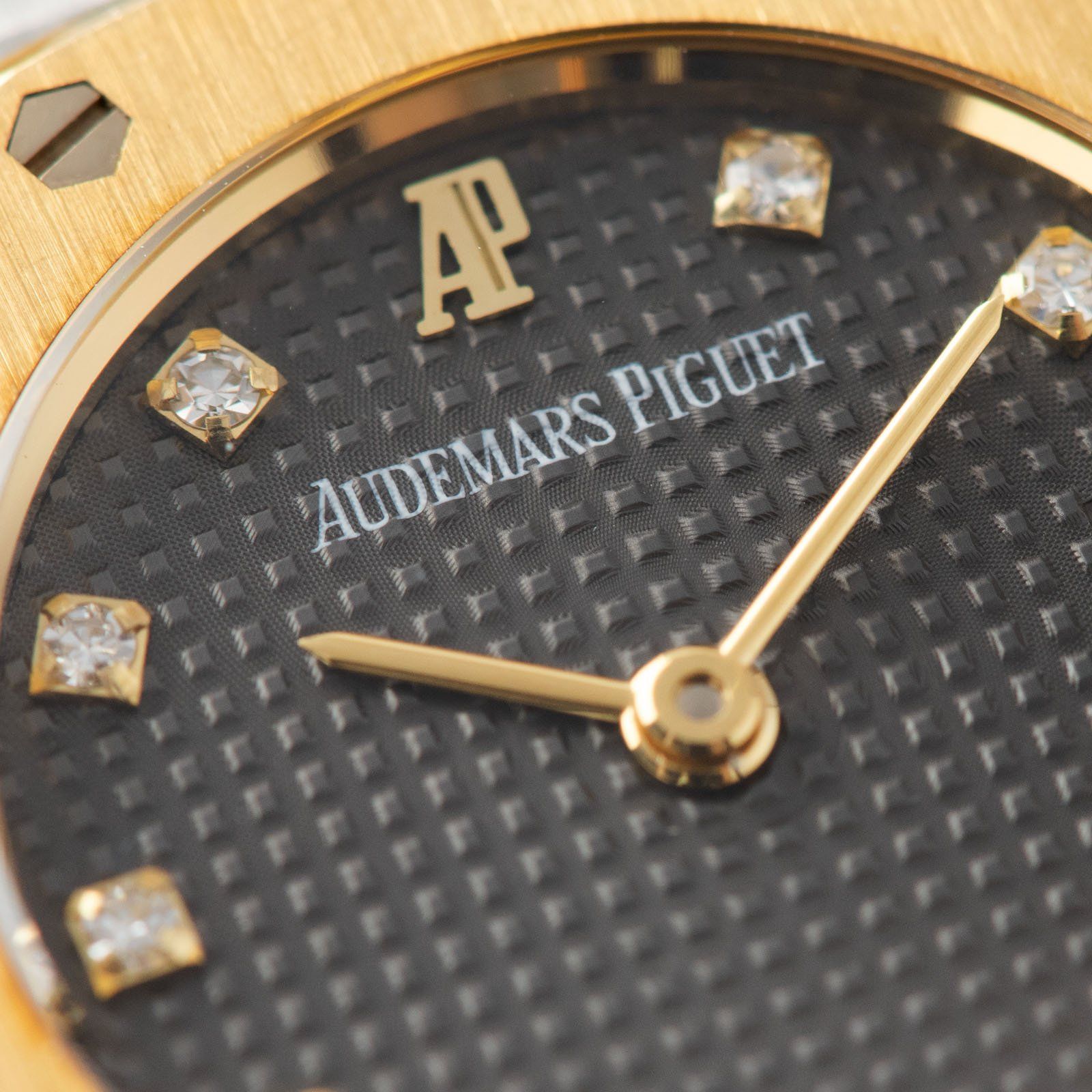 Audemars Piguet Royal Oak Lady plus diamonds