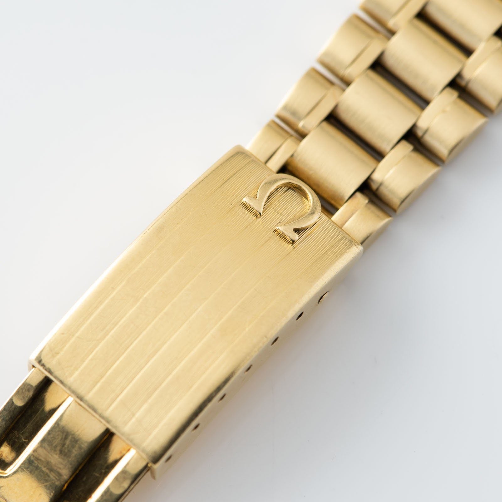 Omega Speedmaster Apollo 11 Gold Ref BA145.022