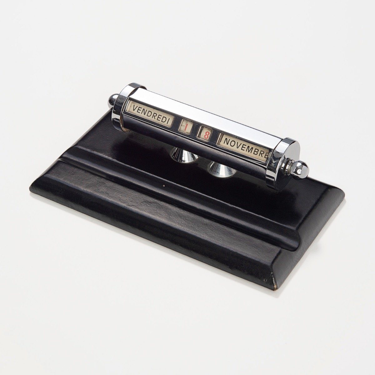 1960s Le Tanneur Leather And Chrome Perpetual Desk Calendar Tray