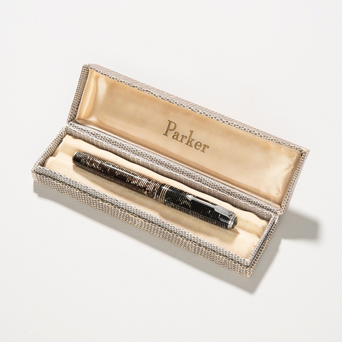 1930s Parker Vacumatic Fountain Pen Junior Debutante