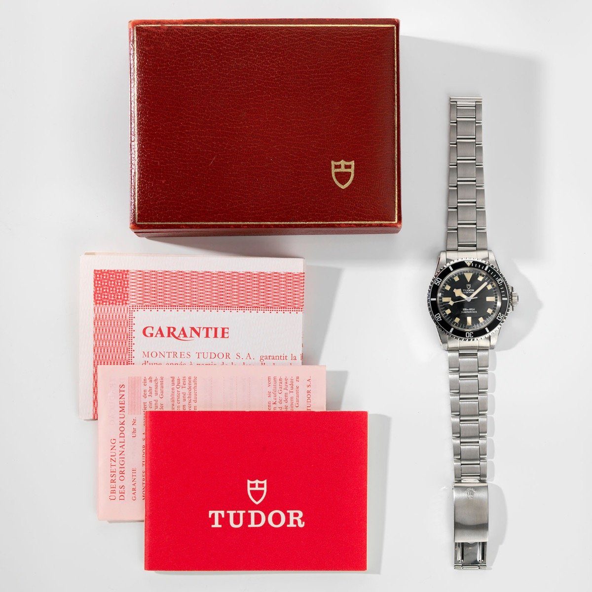 Tudor Submariner Black Snowflake no date Reference 7016 –collectors set