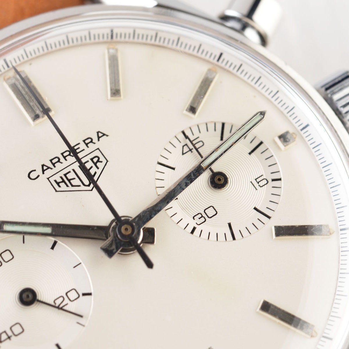 VINTAGE HEUER CARRERA 3647S CREME DIAL